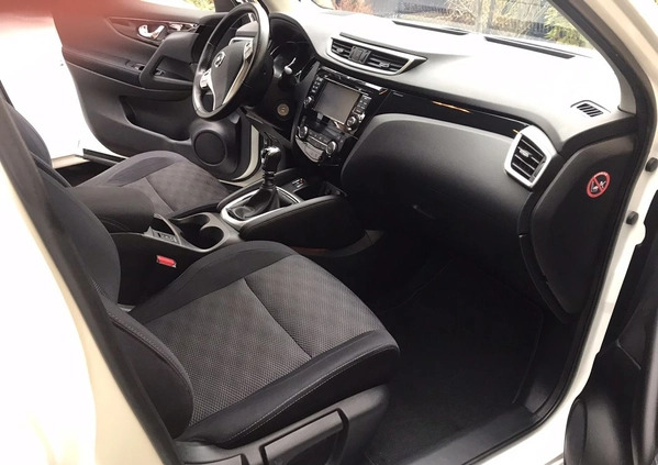 Nissan Qashqai cena 57800 przebieg: 115000, rok produkcji 2016 z Sokółka małe 121